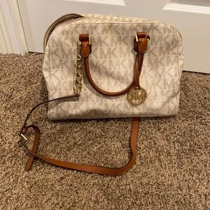 Michael Kors Vanilla Satchel/Crossbody